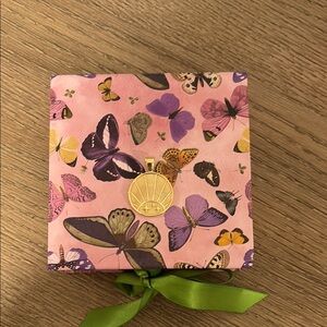 Jane Win Small Strong Pendant